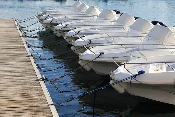 How to Start a Boat Rental Business