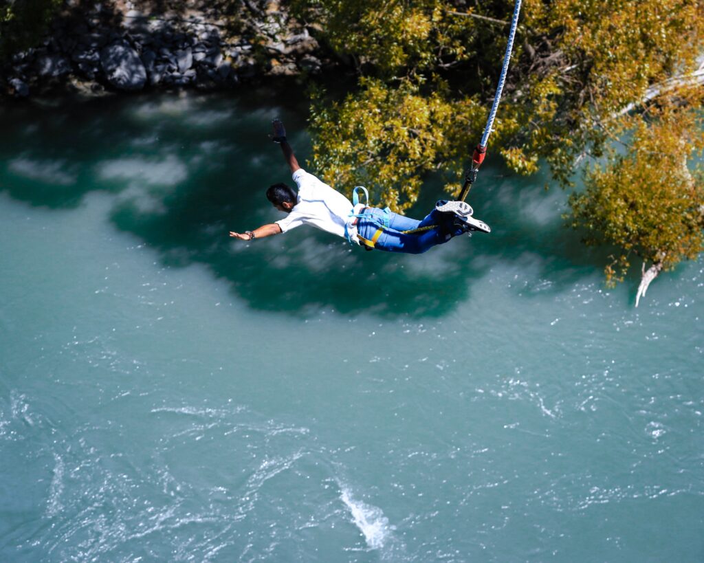 bungee jumping cost